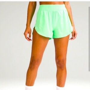 Lululemon shorts 3” fast and free Size 8. Sold out online in this colour! Reflec